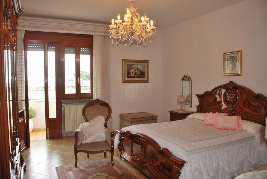 B&B La Rosa Antica Castro  ภายนอก รูปภาพ