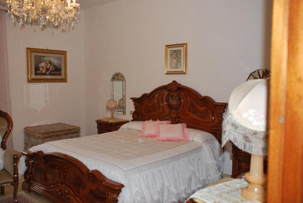 B&B La Rosa Antica Castro  ภายนอก รูปภาพ